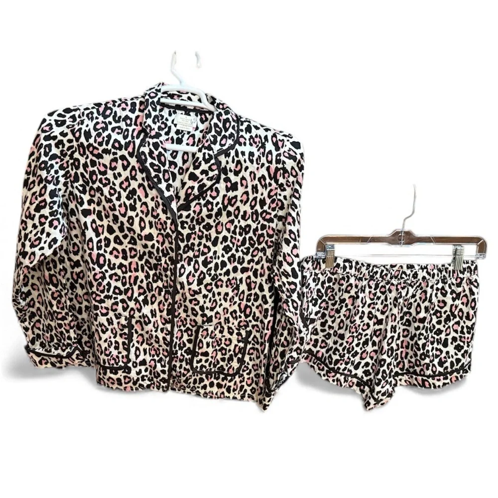 KATE SPADE 2 PIECE LEOPARD DESIGN LONG SLEEVE SHORT SET MEDIUM