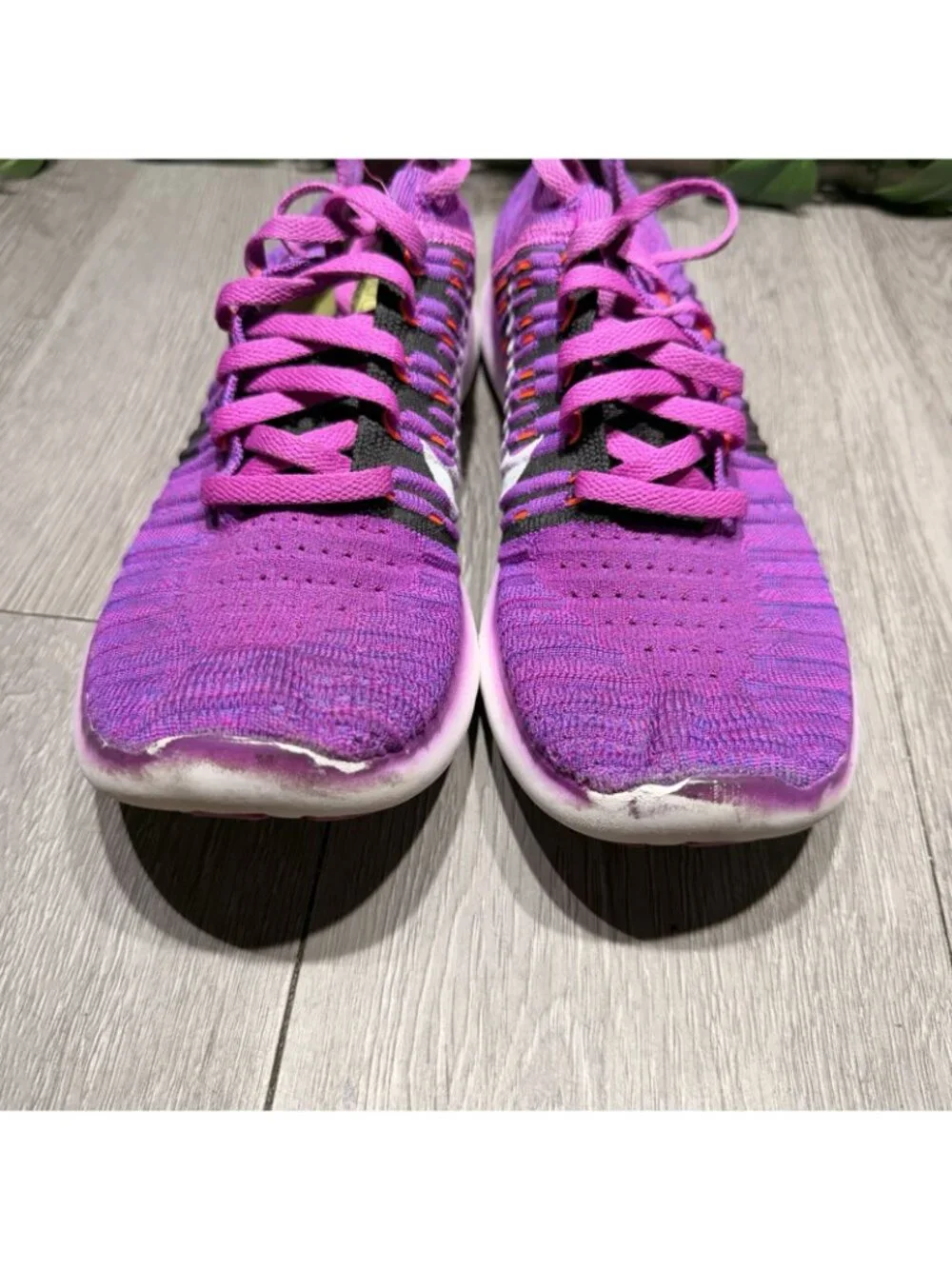 Nike please check