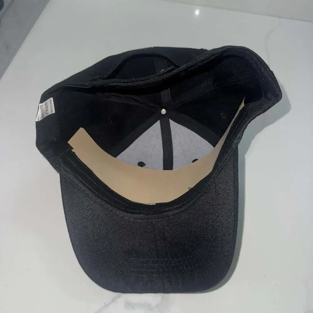 LjIsland brand new