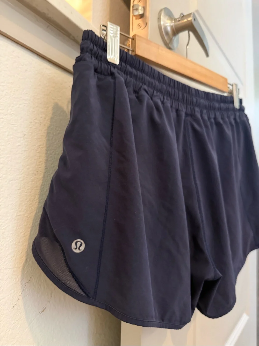 lululemon athletica lightweight running