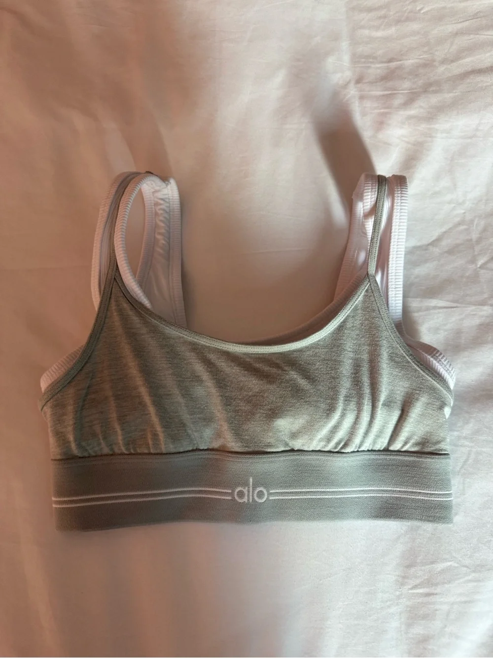 ALO Yoga Leggings and Sports Bra Set