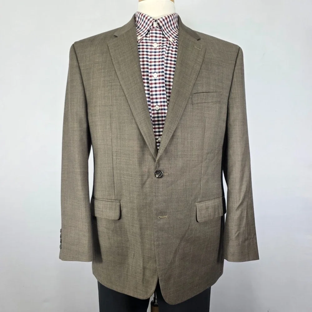 Chaps Men's Sport Coat Blazer‎ Two Button Brown Wool Shark Skin Size 44R