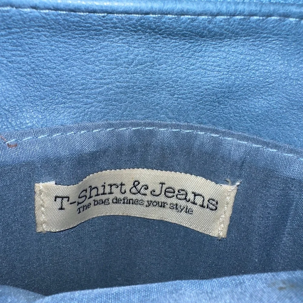 T-Shirt & Jeans this pre