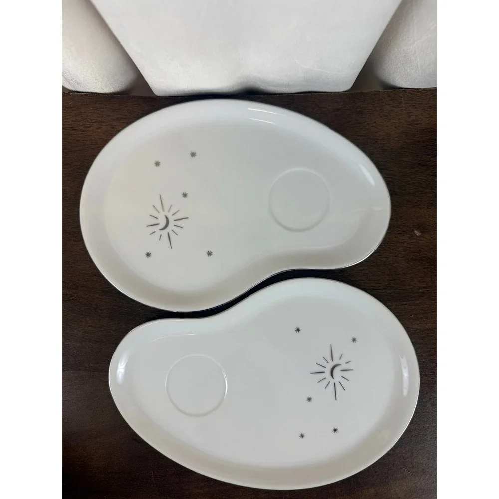 Aristocrat vtg pair