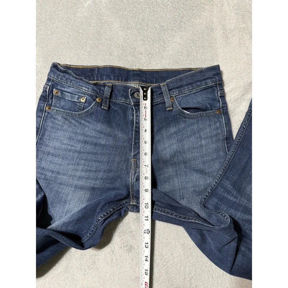 Levis before purchasing
