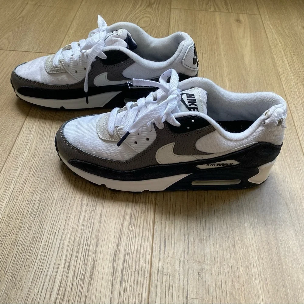 Nike classic air