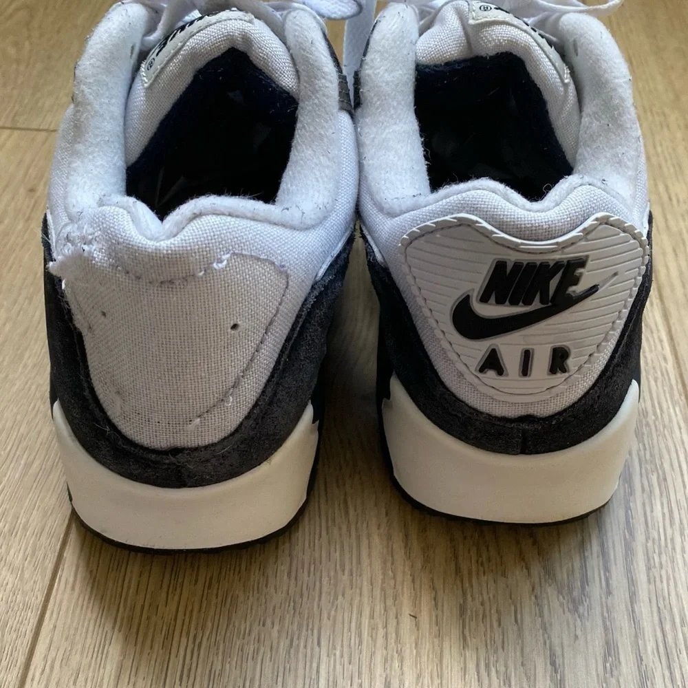 Nike classic air