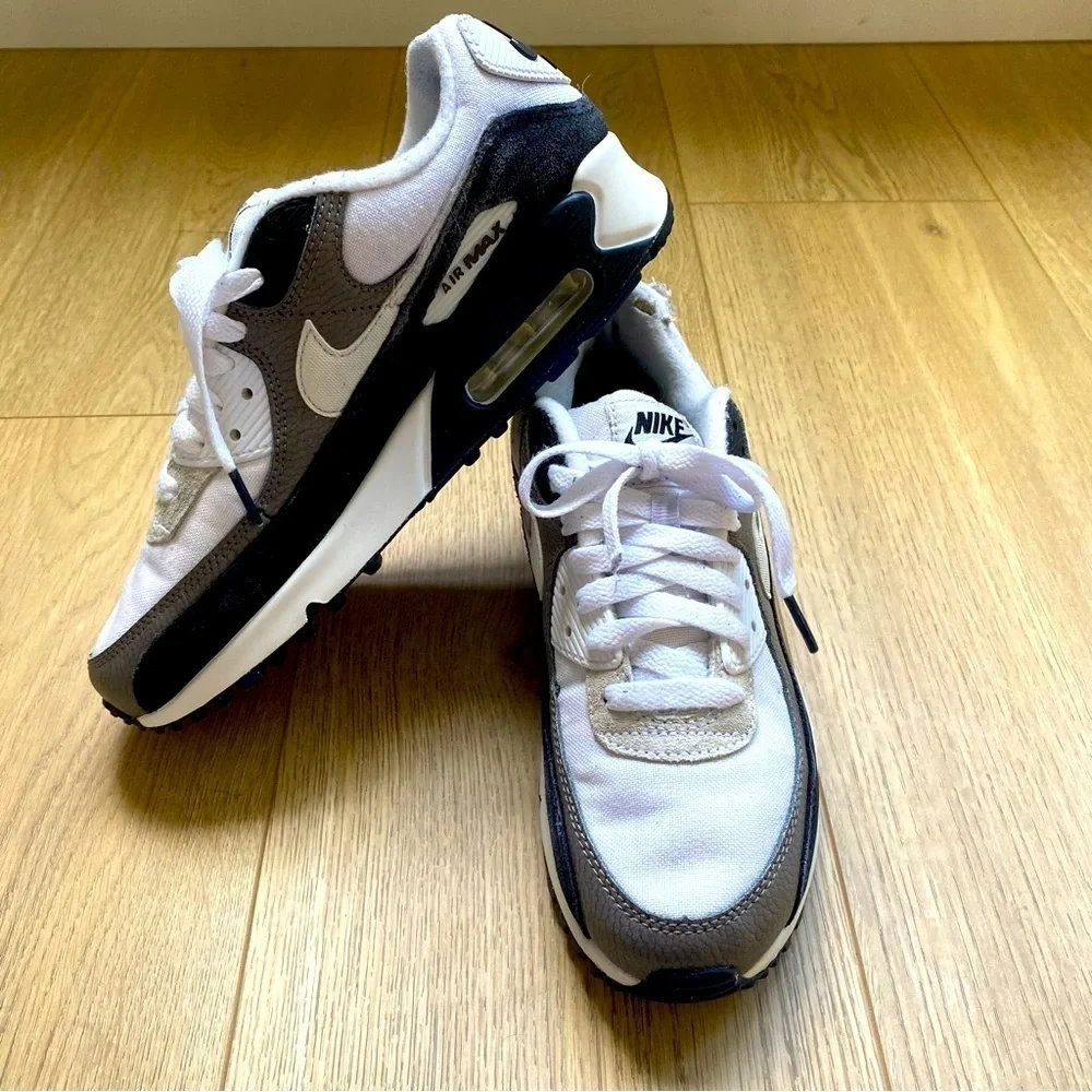 Nike classic air