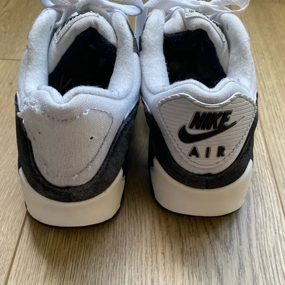 Nike classic air