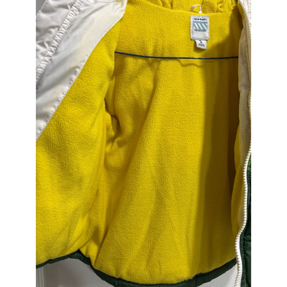 Old Navy brand old