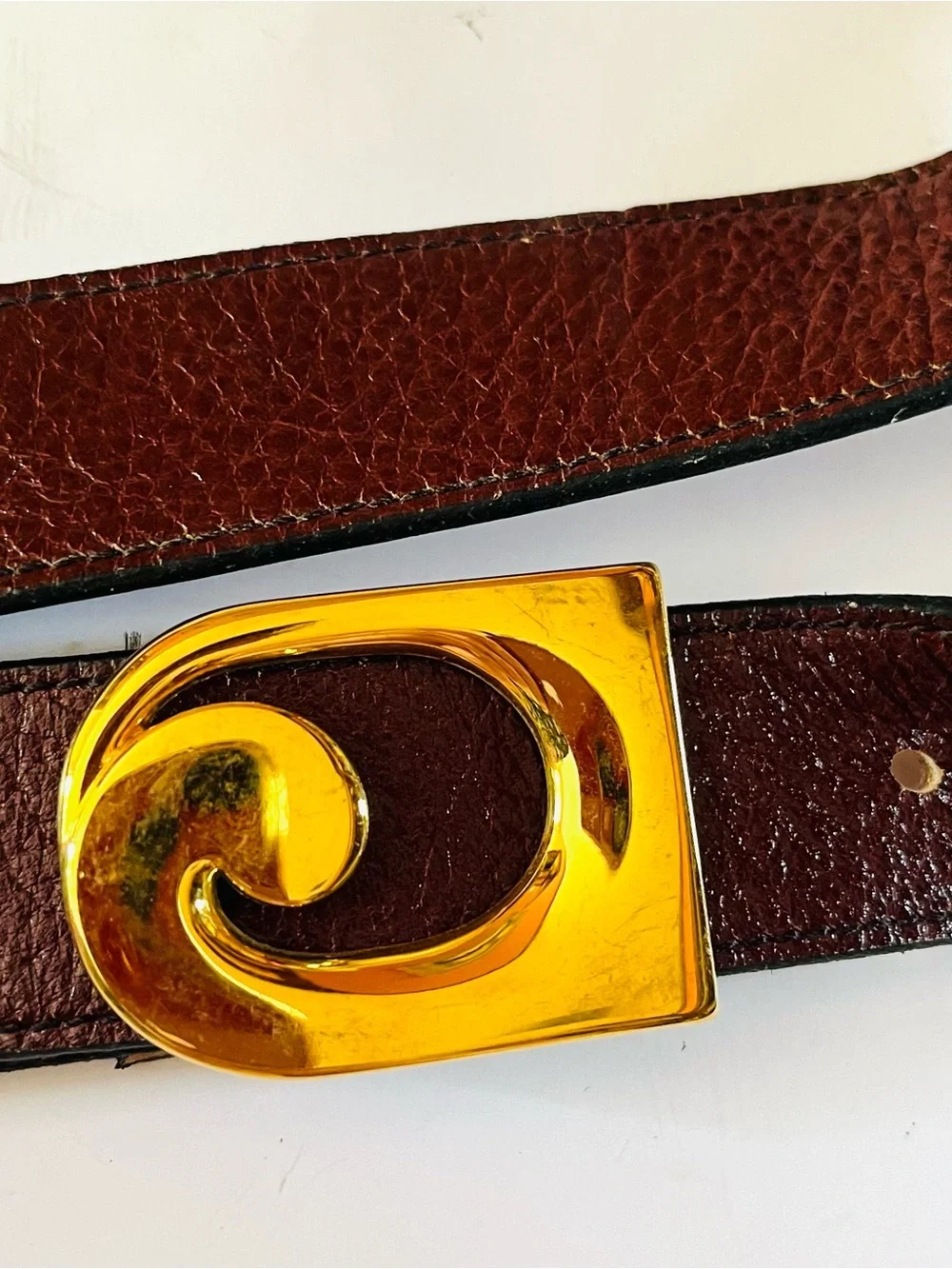 Pierre Cardin features signature