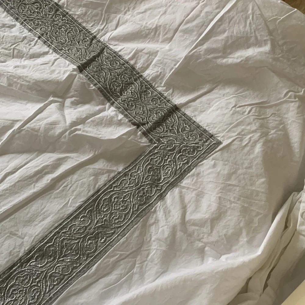 Balfour duvet items