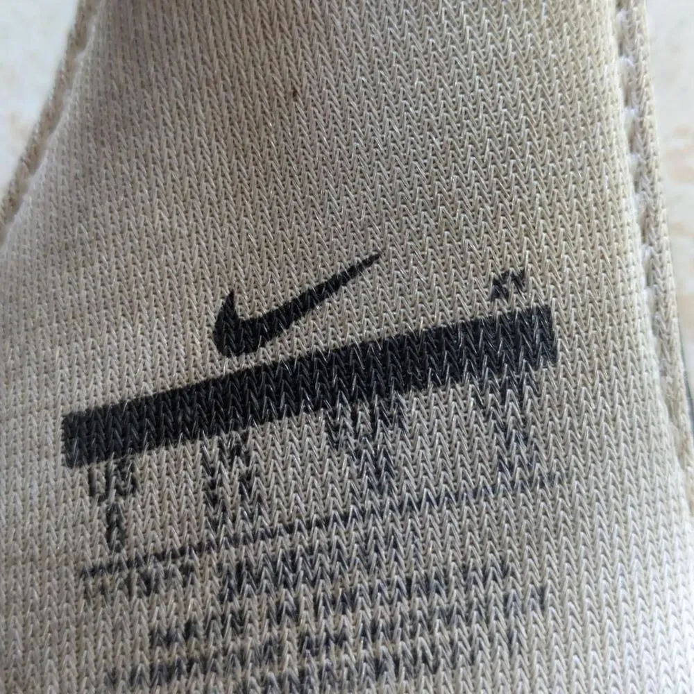 Nike comfort footbed