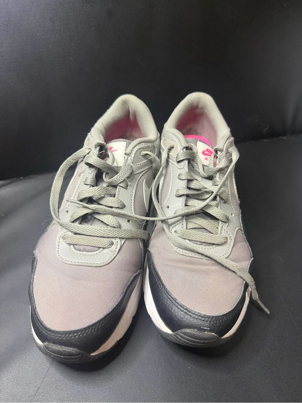 Nike Air Max SC Grey and Pink Sneakers