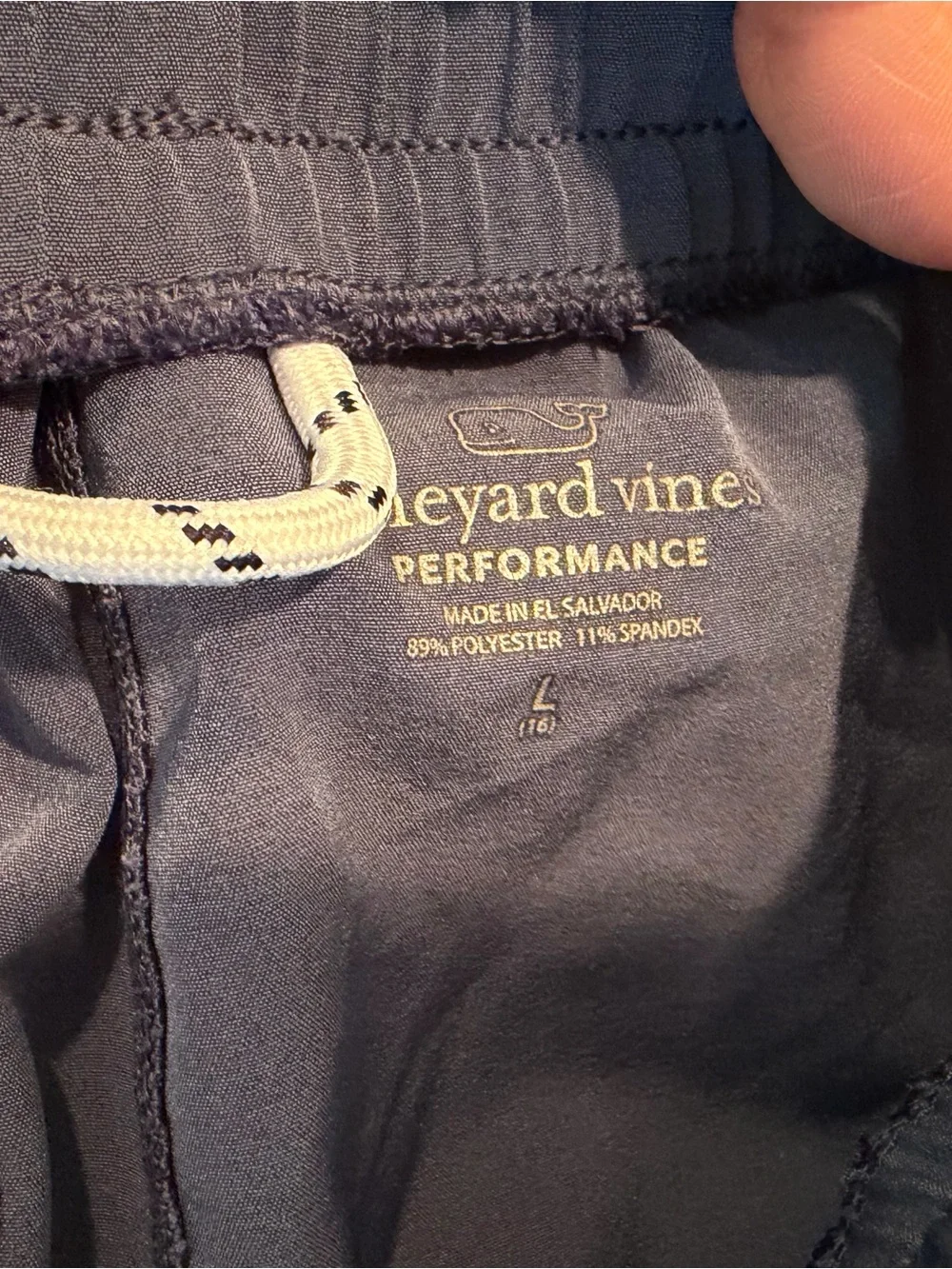 Vineyard Vines relaxed fit