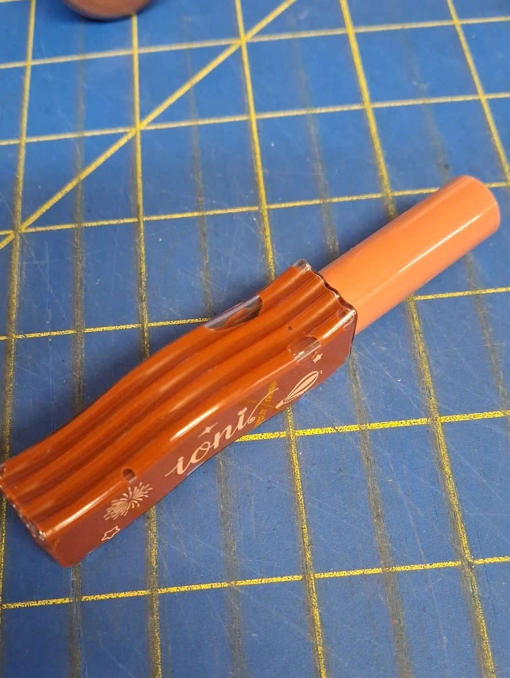 IONI lip gloss