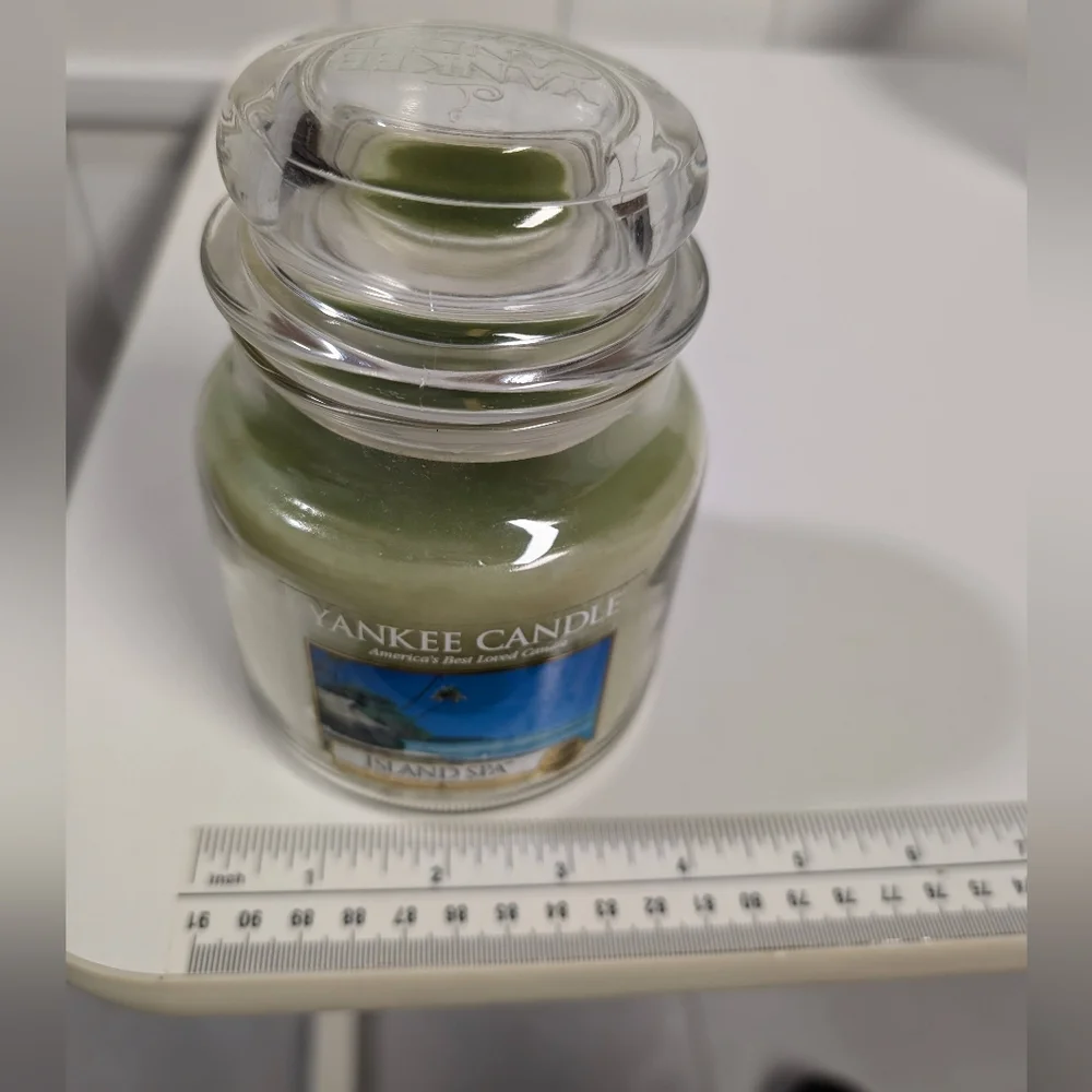 Yankee Candle relaxing island