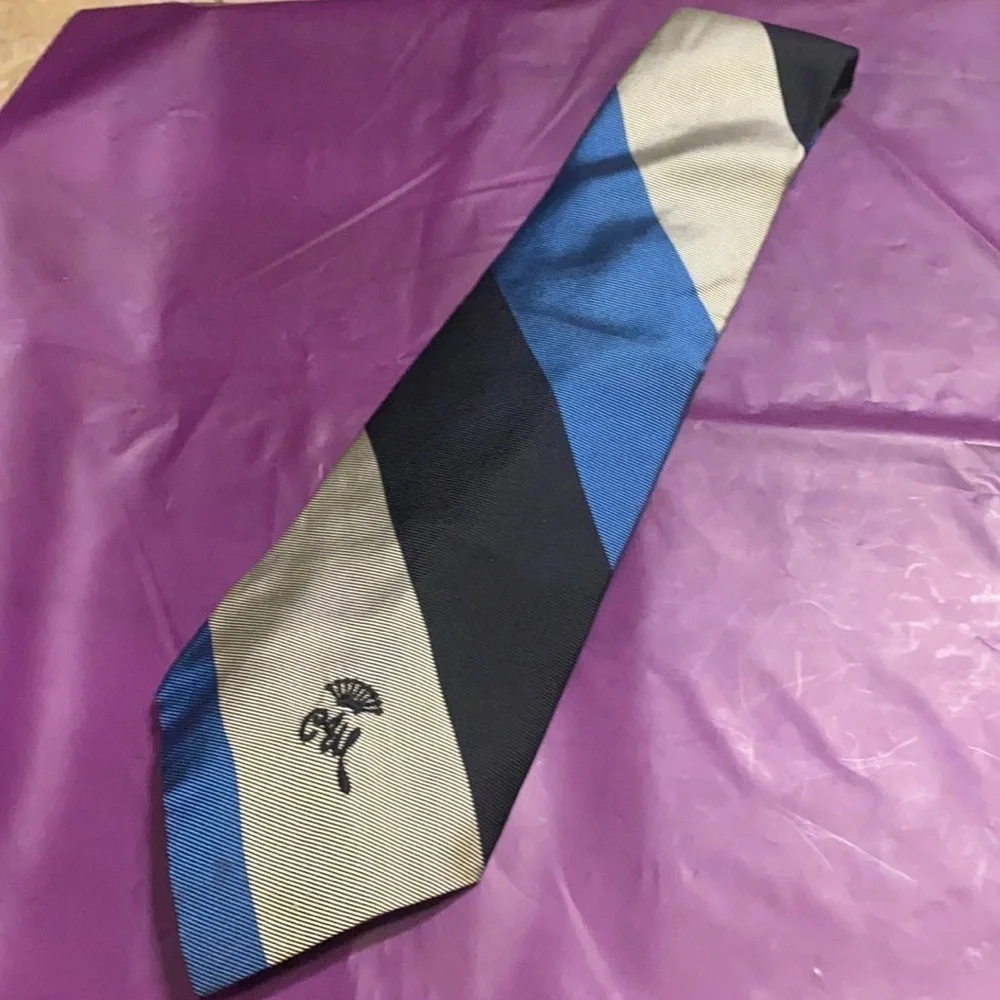 COUNTESS Wara New York Tie Career Academia Back To School