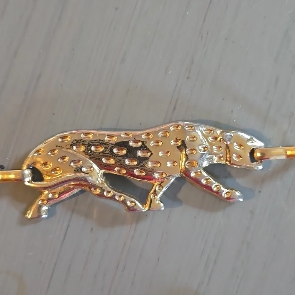 Vintage jaguar cougar