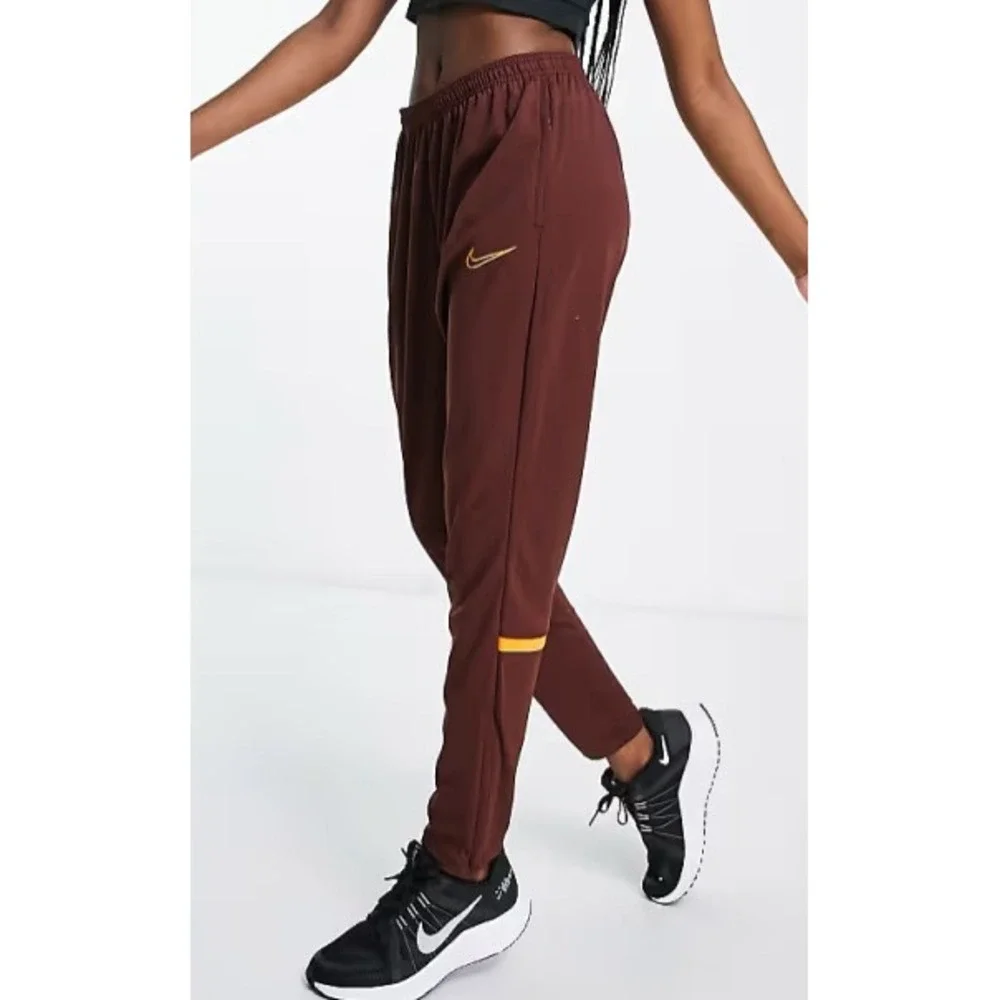 Nike pants womens