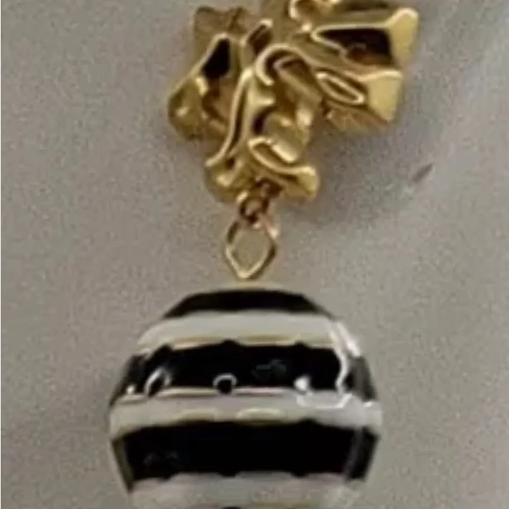 Tory Burch indulge designer