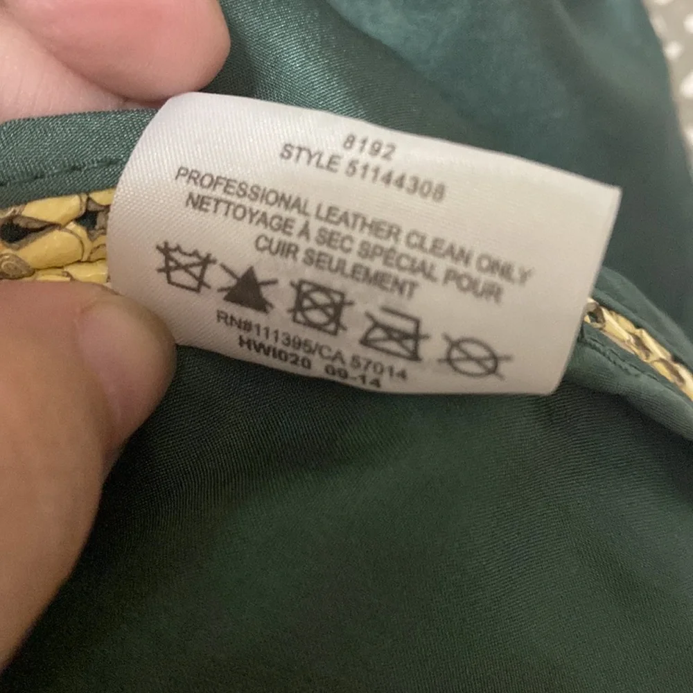 Tory Burch tory burch