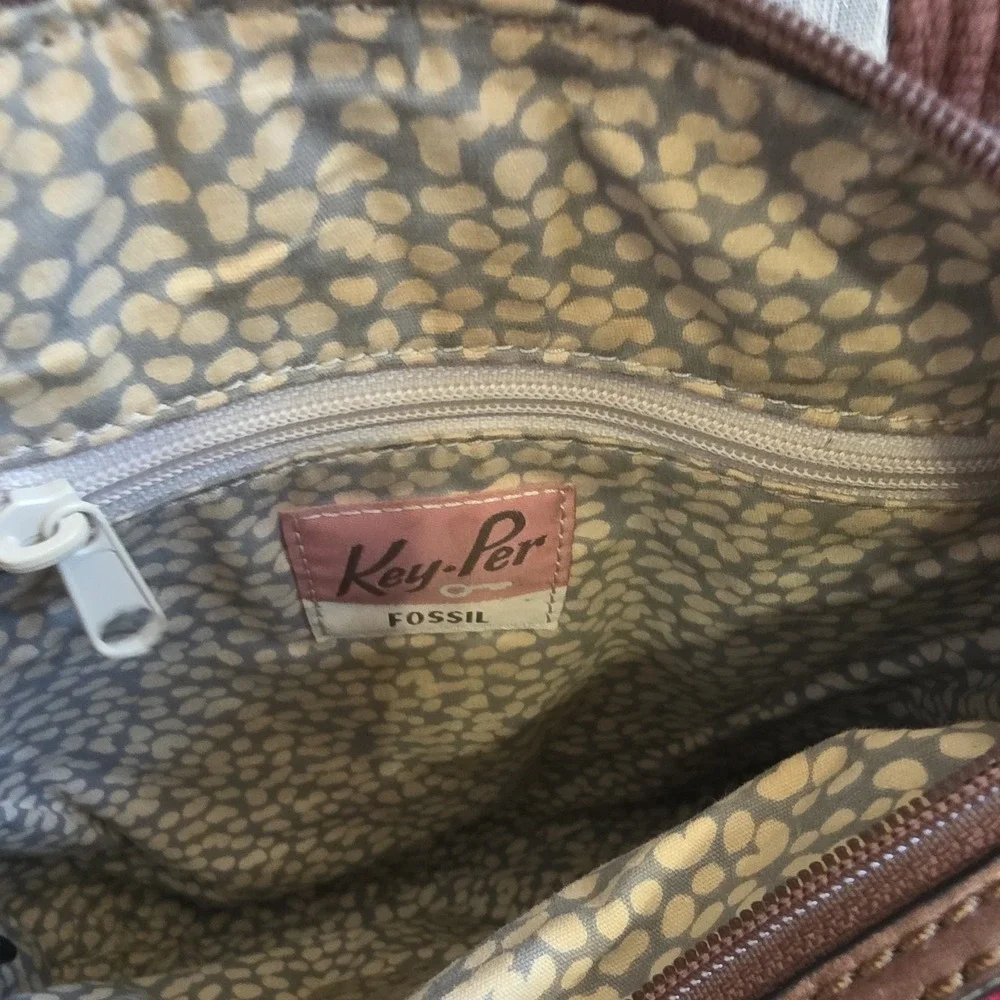 Fossil Red Quilted Crossbody Shoulder Bag Stitching Zipper Zip Closure Women's