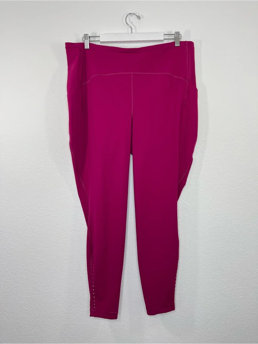lululemon athletica size 18