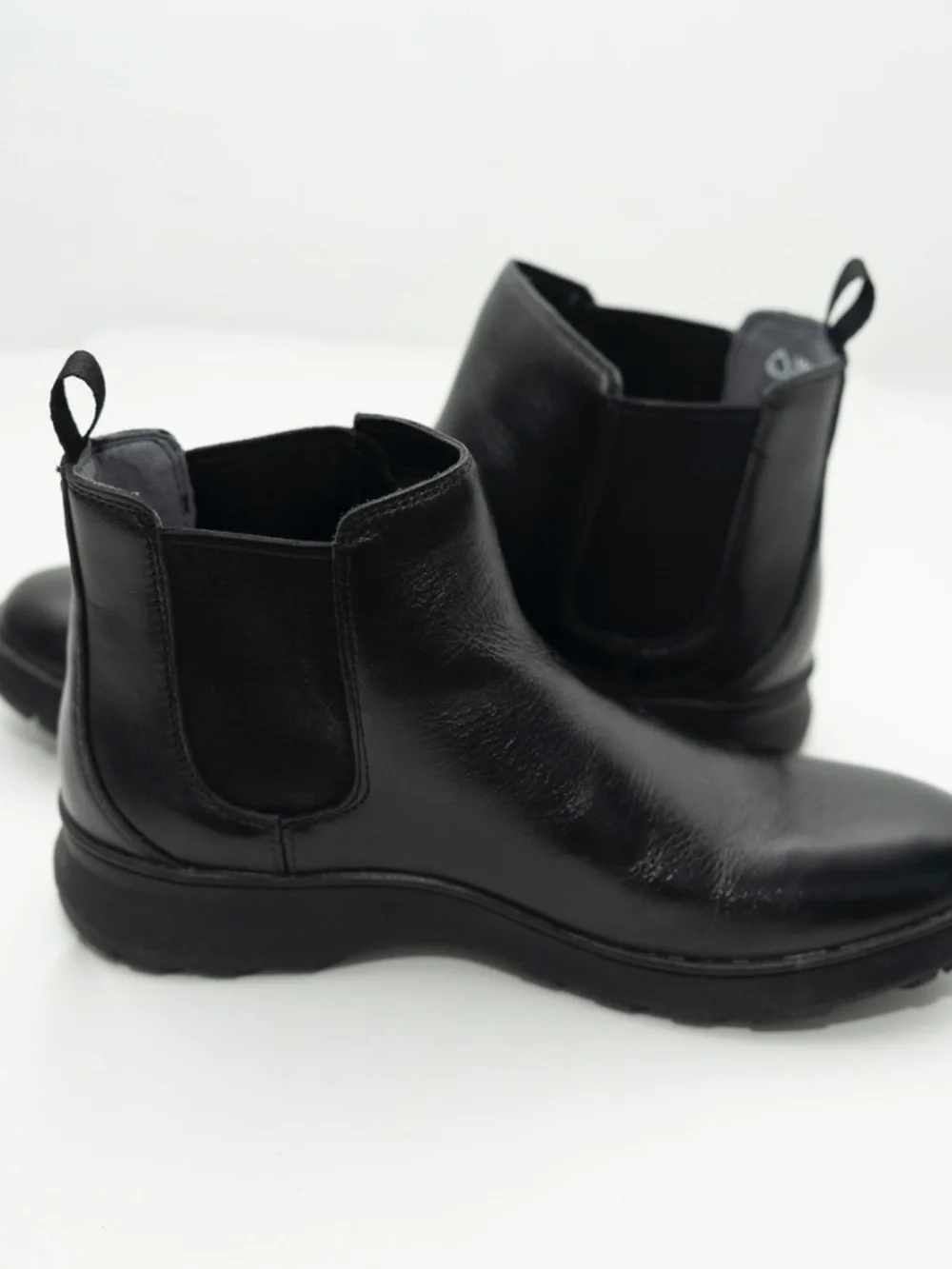 Vionic - Evergreen Waterproof Leather Chelsea Ankle Boots