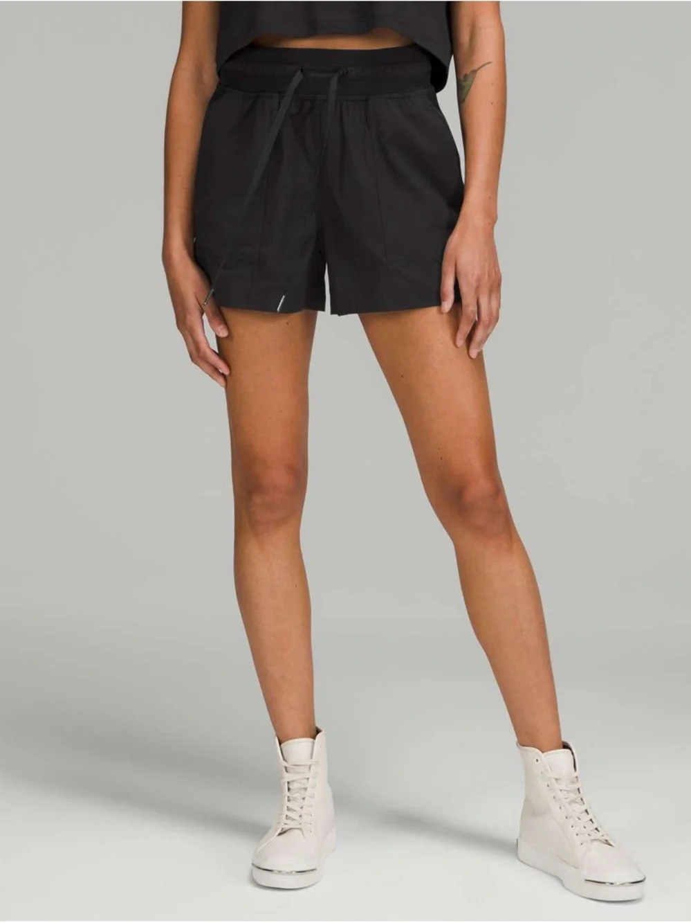 NEW Lululemon Dance Studio High-Rise Short 3.5