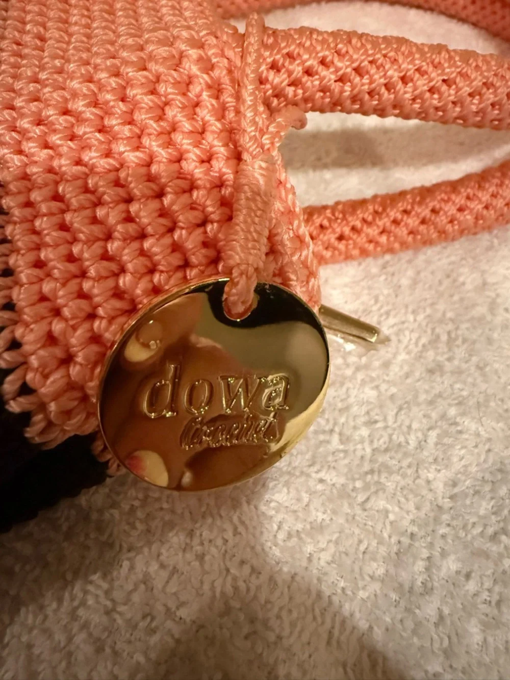 Dowa Unique Two-Tone Crochet Tote Bag in Coral‎ and Black Handmade