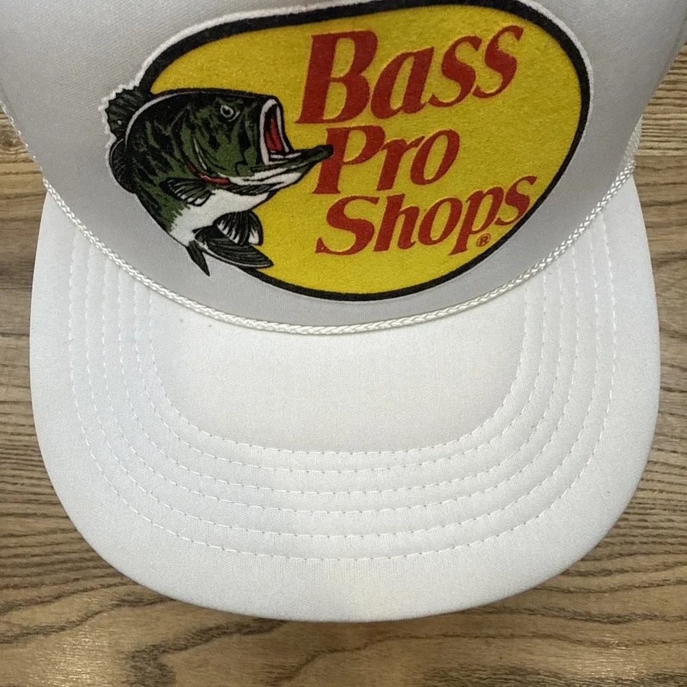 Bass Pro Shops new without