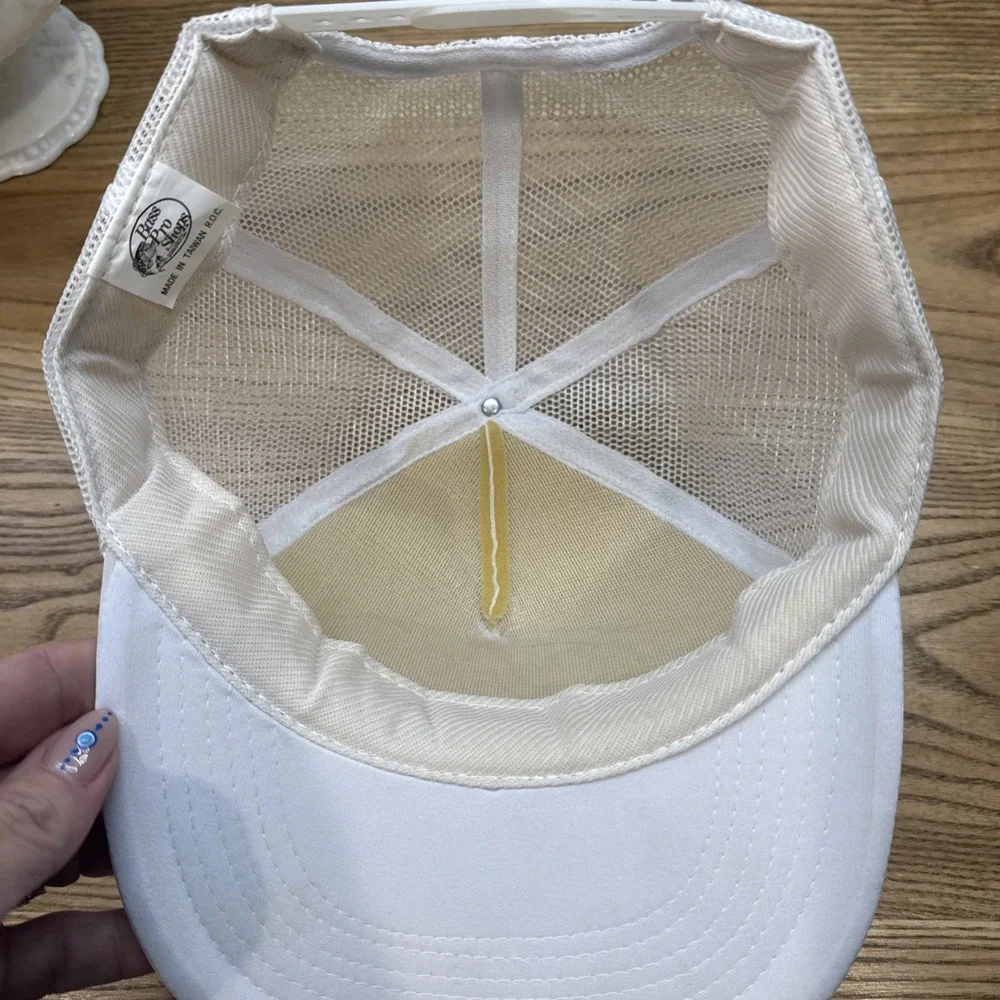 Bass Pro Shops new without
