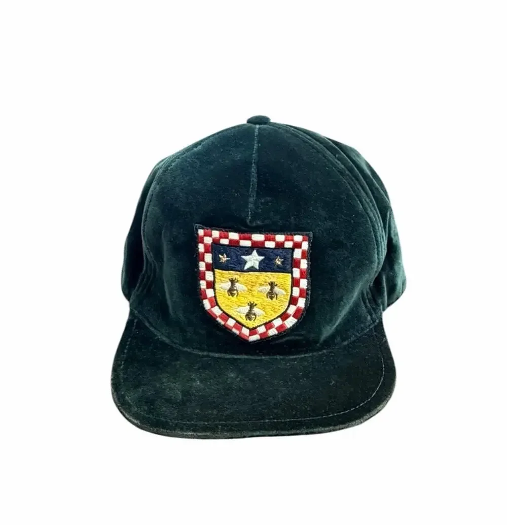 Gucci L/59 Green Soft Velvet Bee Crest Label Snapback Cotton Baseball Cap EUC