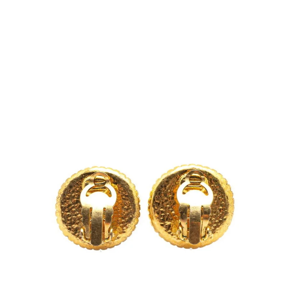 CHANEL gold logo