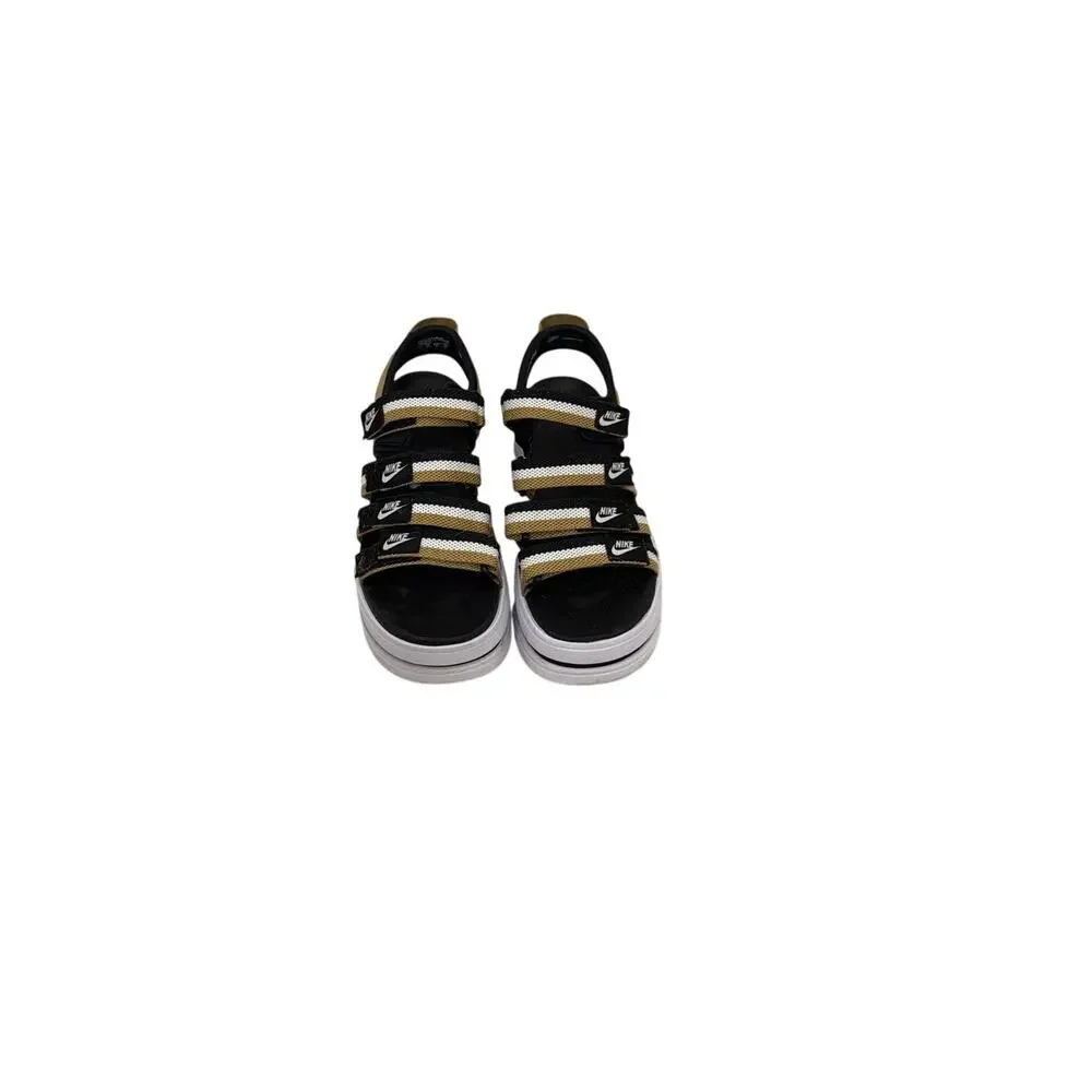 Nike icon classic