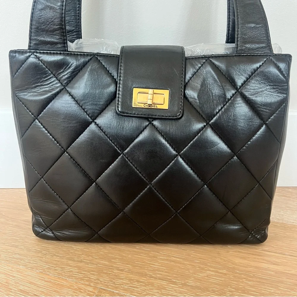 CHANEL authentic vintage