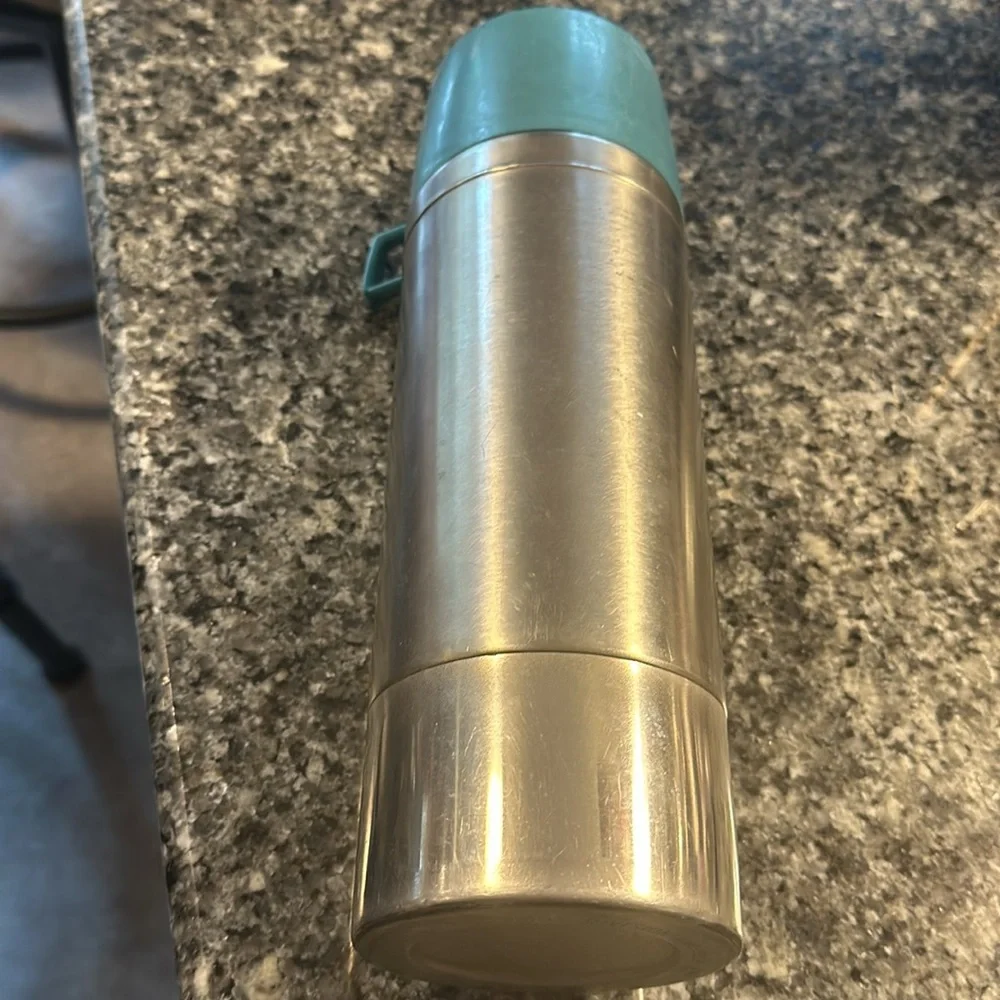 Thermos silver stainless steel aqua quart size cup