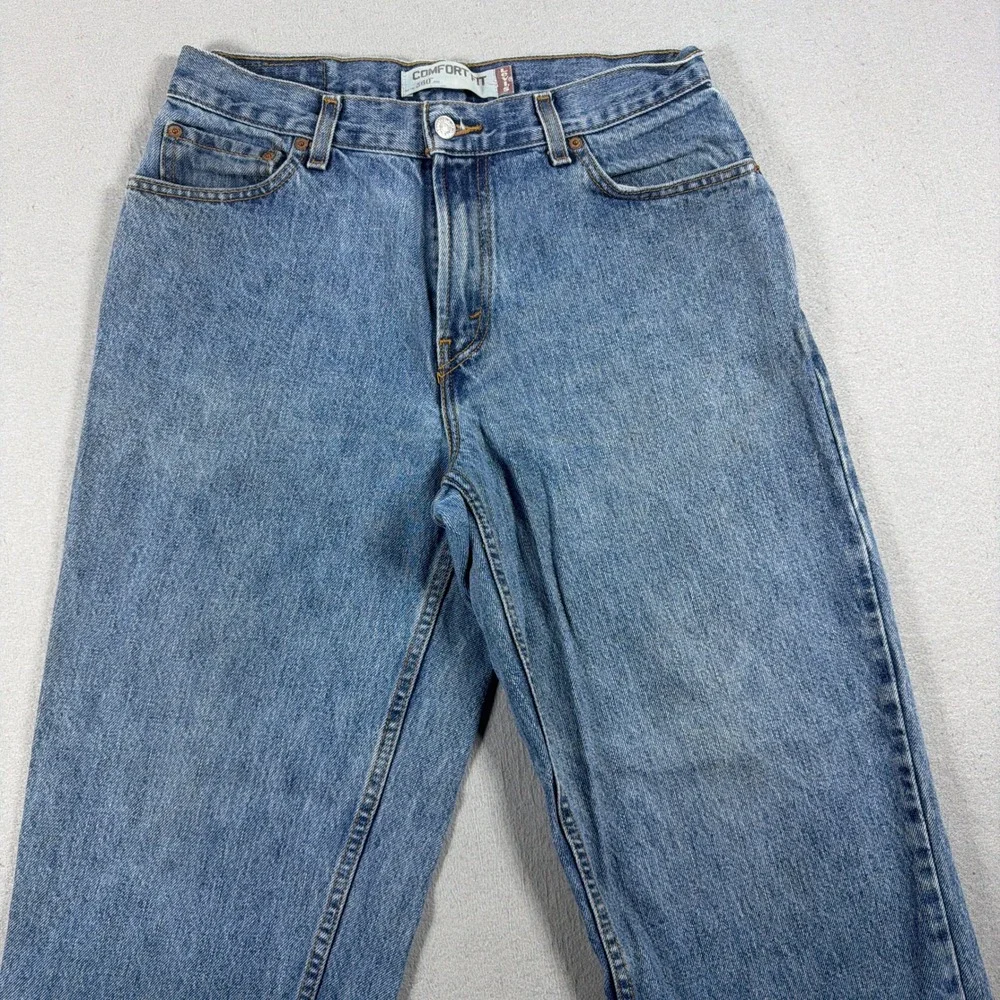 Levis levi 560