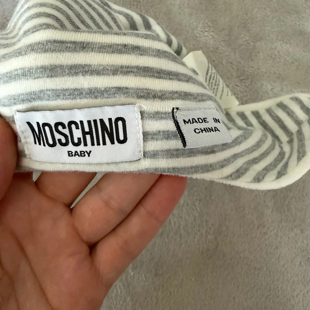 Moschino charming kids