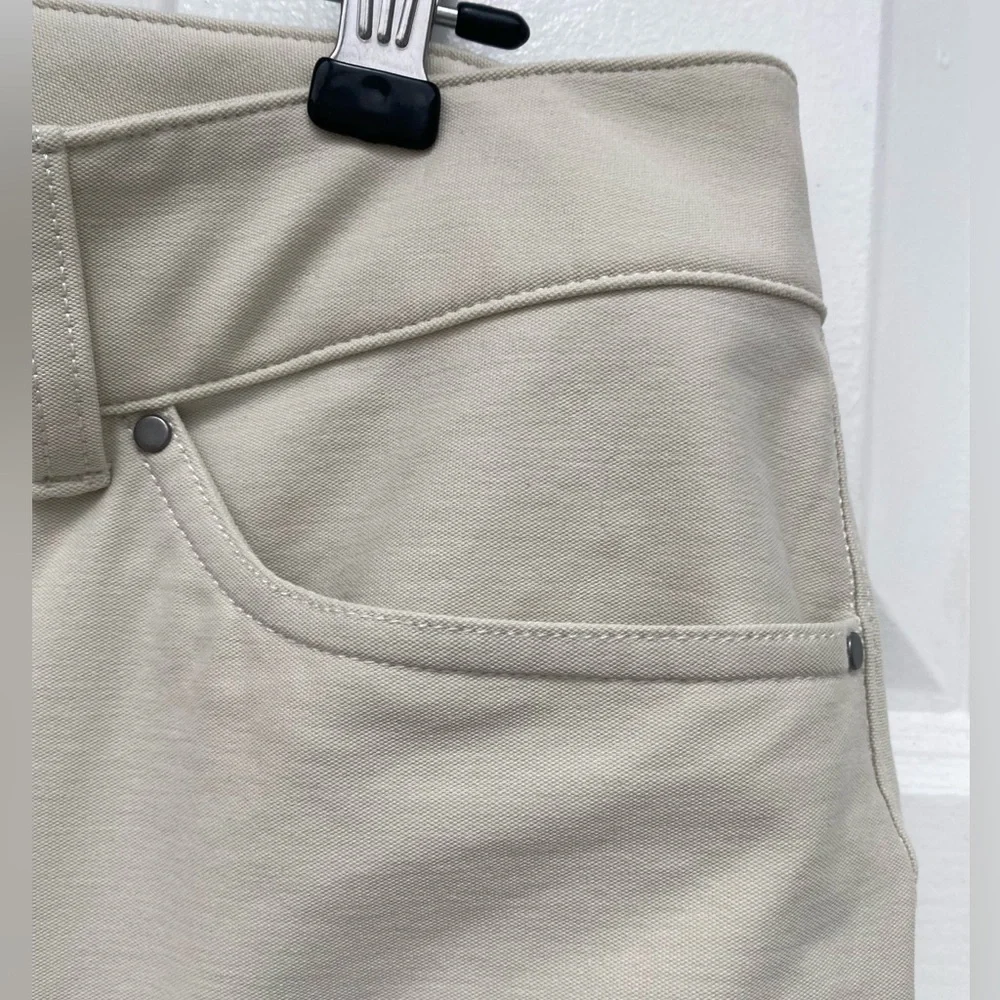 lululemon athletica smooth neutral