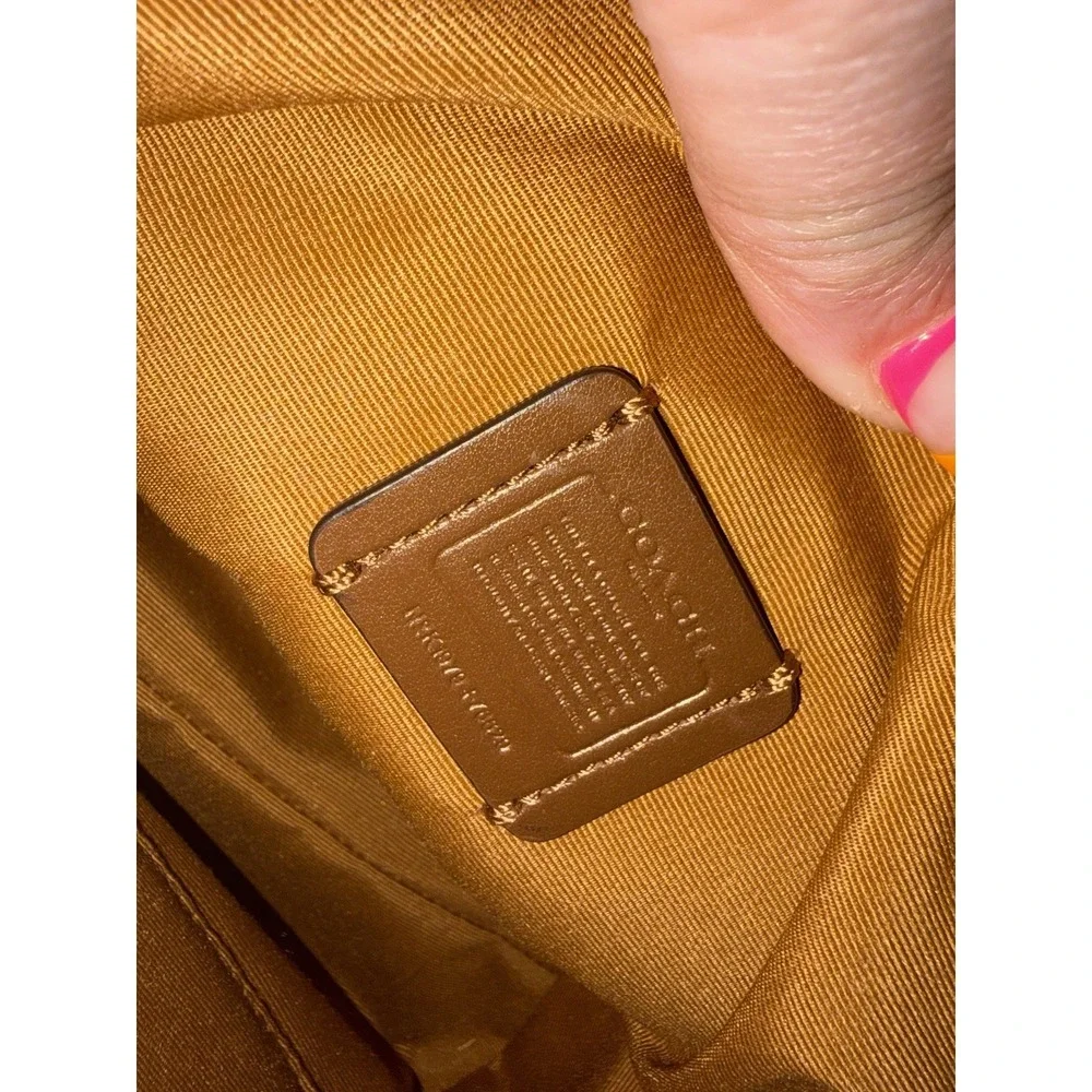 Coach bennett crossbody