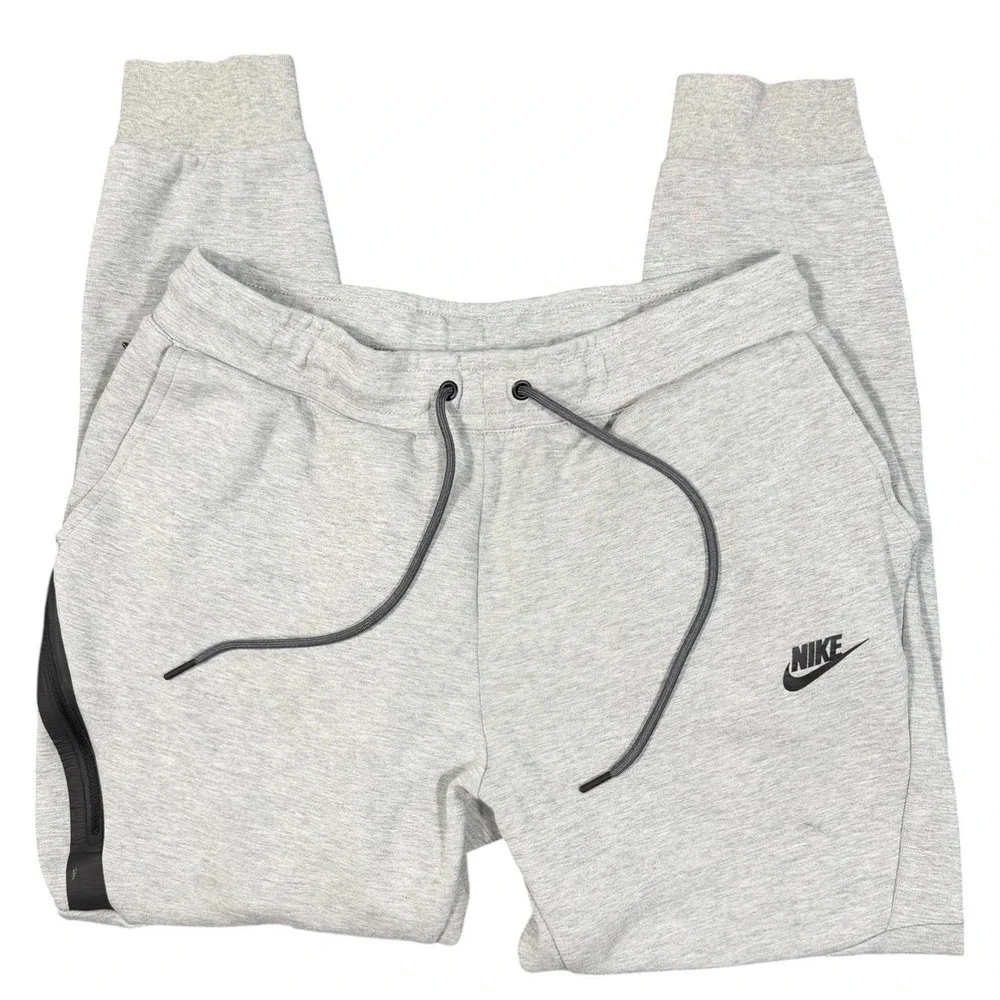 Nike tech fleece