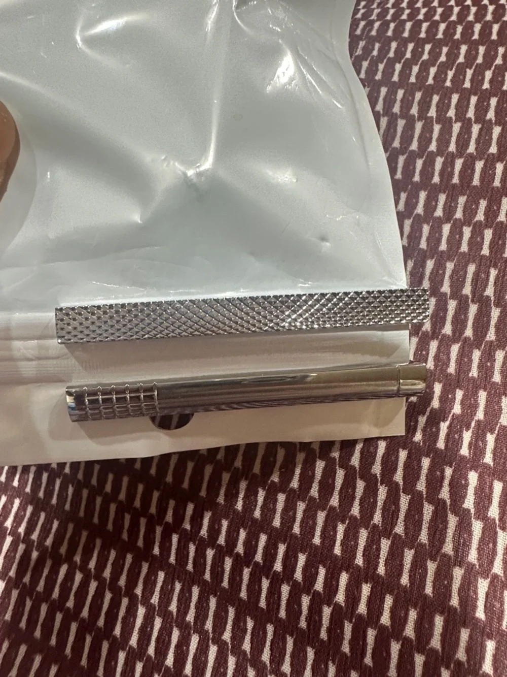 N/A men silver