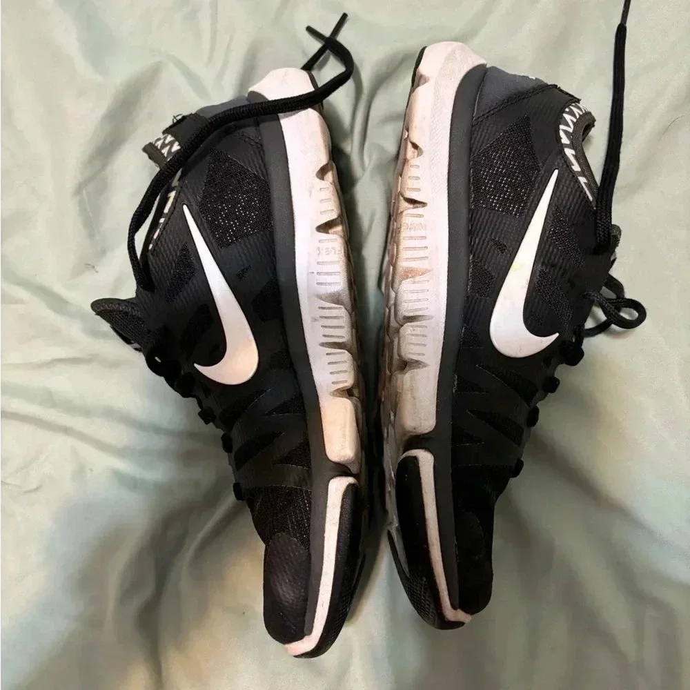 Nike questions leave