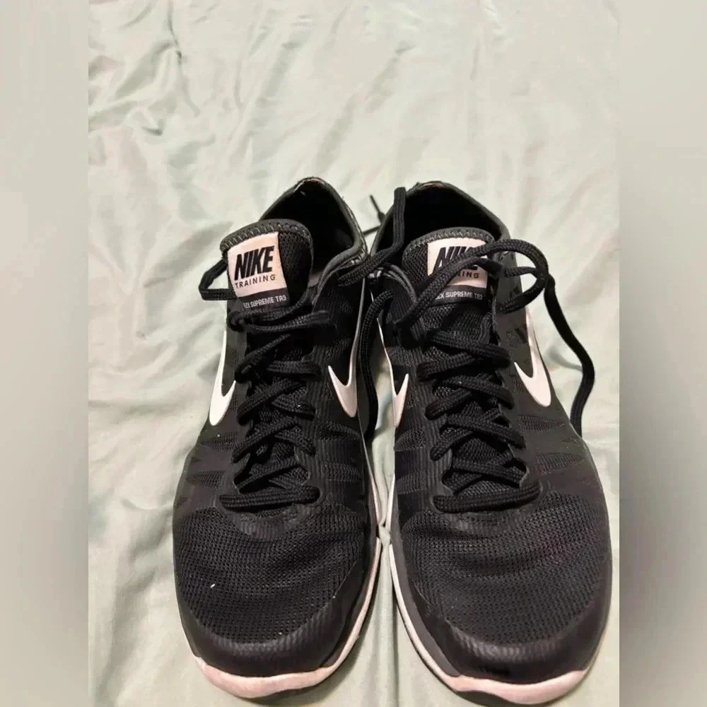 Nike questions leave