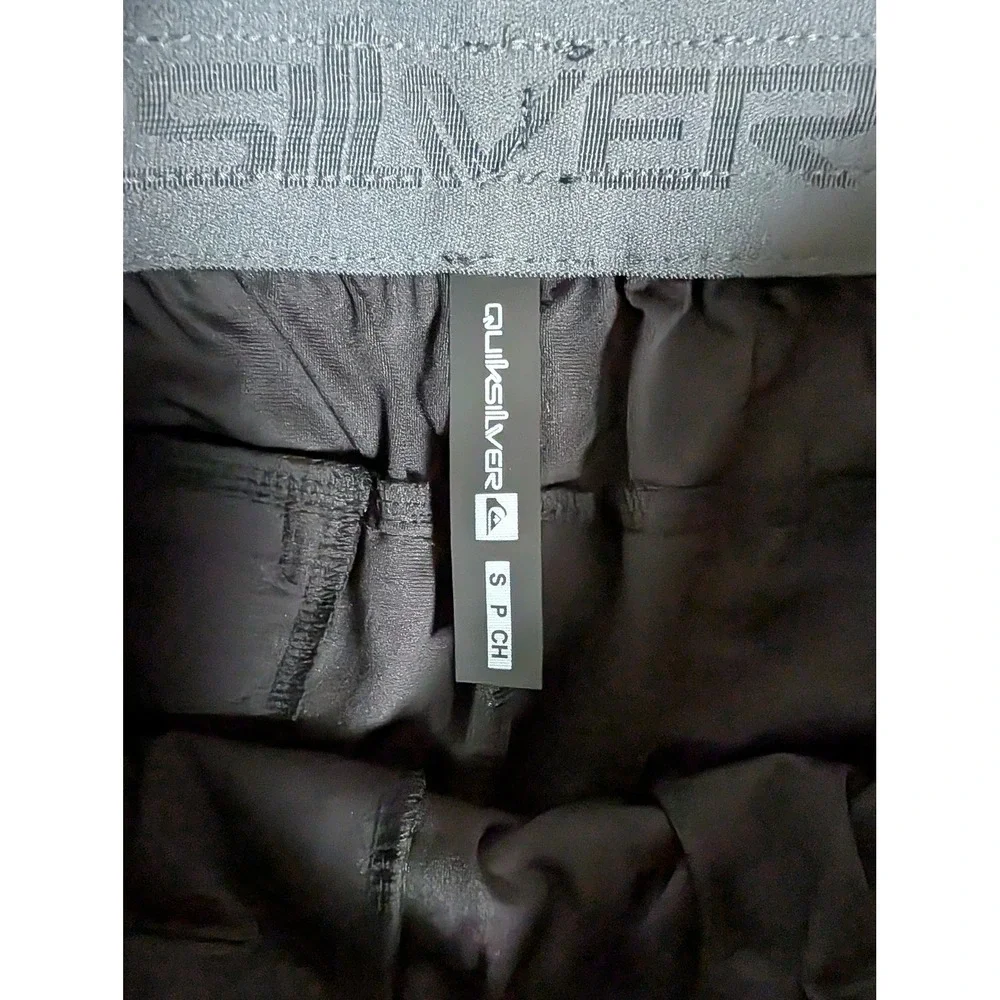Quiksilver dryflight shorts