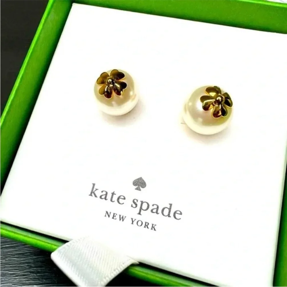 kate spade design features