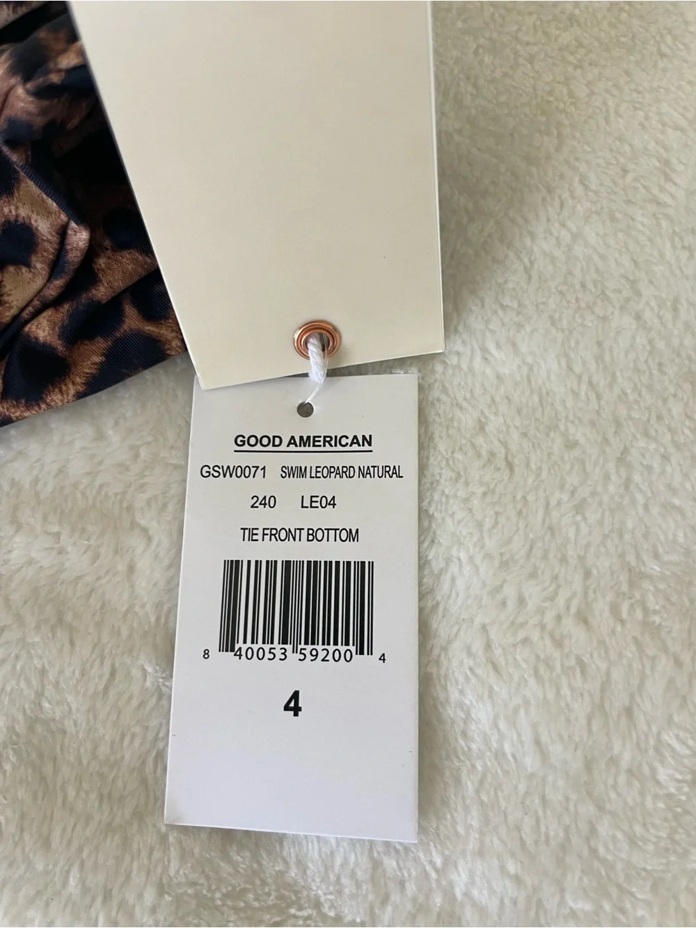 Good American stylish leopard
