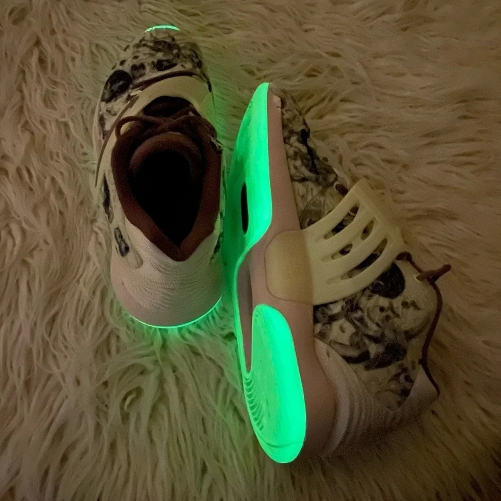 Nike Kevin Durant KD14 Surrealism Glow Sole Lime Ice Light Mulberry 300 Sneakers